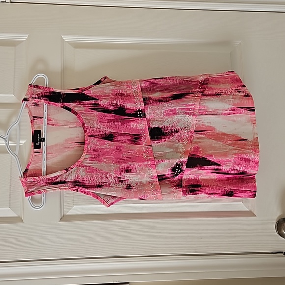 Tank top - Picture 1 of 4